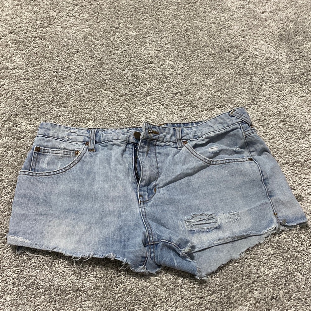 Life In Progress Jean Shorts. Size 30